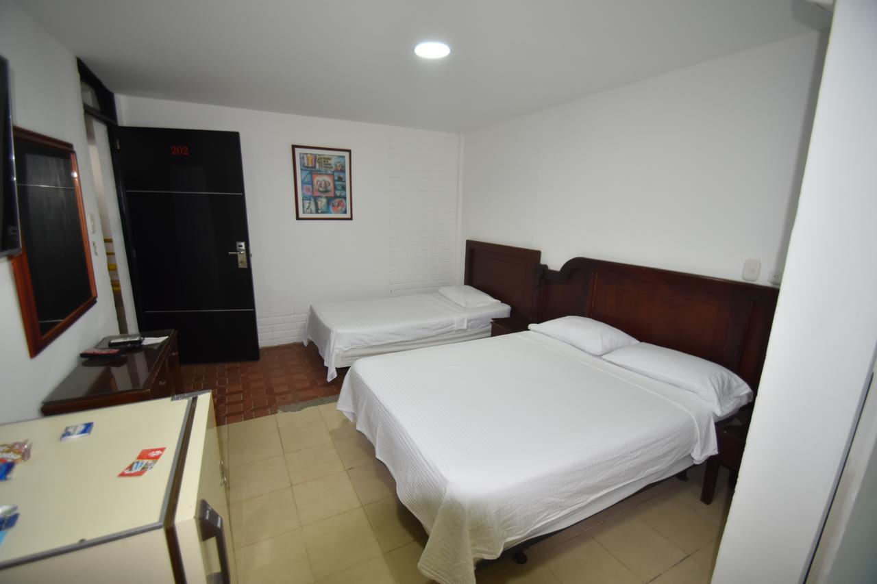 Hotel Nuevo Tio Valledupar Buitenkant foto