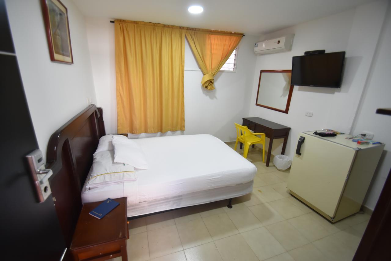 Hotel Nuevo Tio Valledupar Buitenkant foto