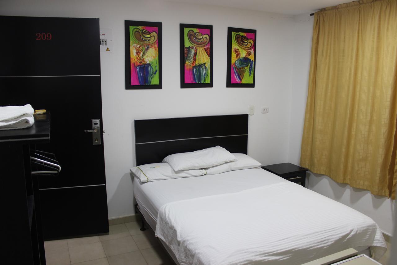 Hotel Nuevo Tio Valledupar Buitenkant foto