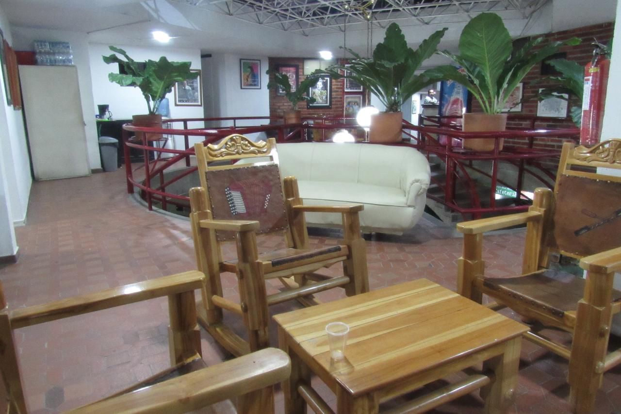 Hotel Nuevo Tio Valledupar Buitenkant foto